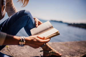 Aprender a leer este libro es descubrir que nuestra vida está llena de sentido. 